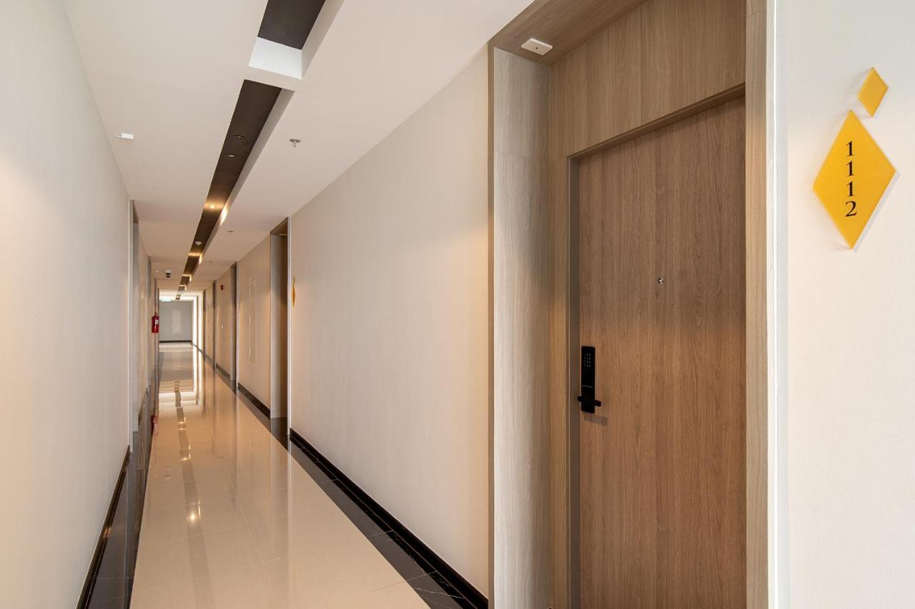 Thaya Hotel Bangkok Exterior photo