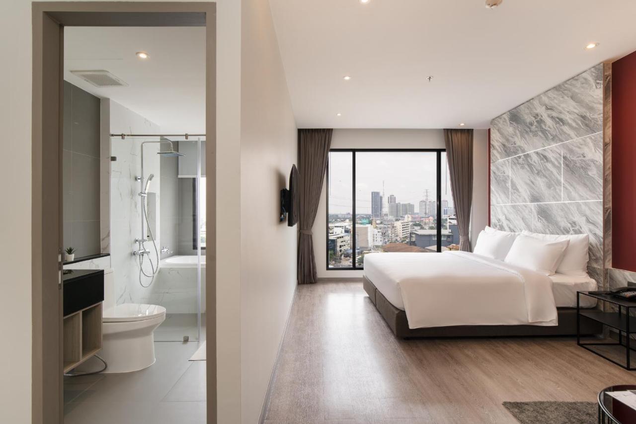 Thaya Hotel Bangkok Exterior photo