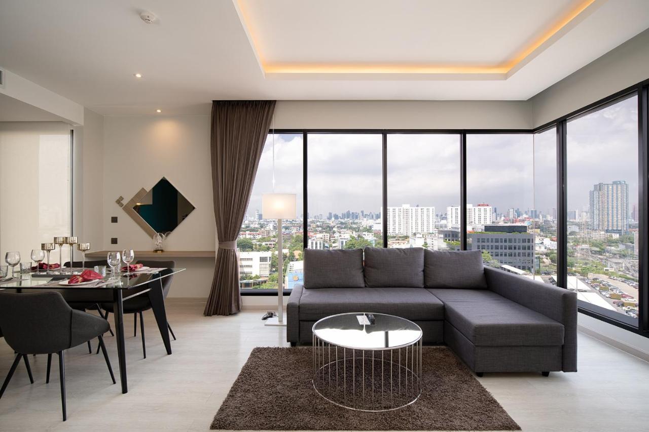 Thaya Hotel Bangkok Exterior photo
